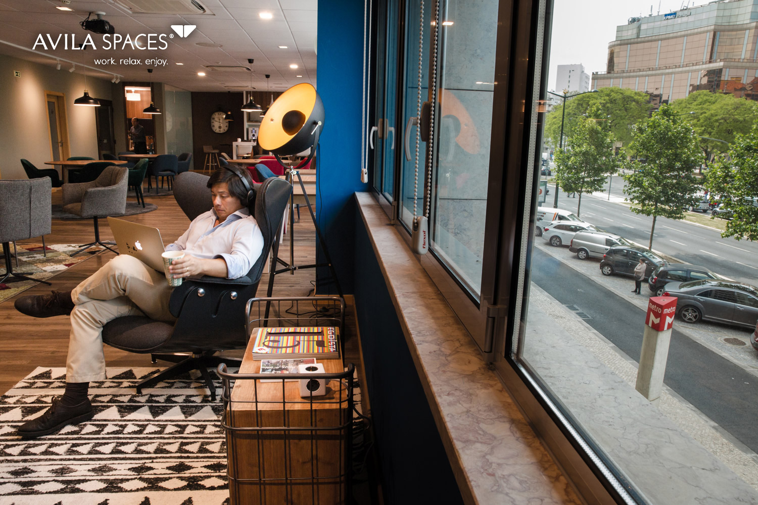 Relax at Avila Spaces, the best coworking space in Lisbon